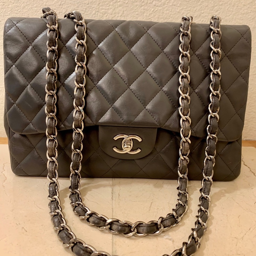 ❌SOLD❌💯Authentic Chanel Jumbo Single Flap